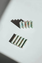 Load image into Gallery viewer, Müll Club Recycled Plastic Soap Dish - Ye-O