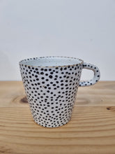 Load image into Gallery viewer, Birgit Underwood Cup / Mug