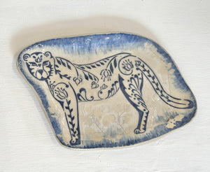 Lucy Corke - Cheetah stoneware Asymmetrical blue 25x19cm