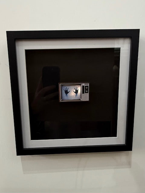 Theyre Here - TV Set - Poltygeist - Littlepapa Dollhouse