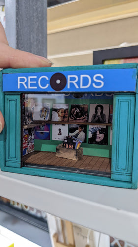 Record Shop in miniature (Blue) - Littlepapa's Dollhouse