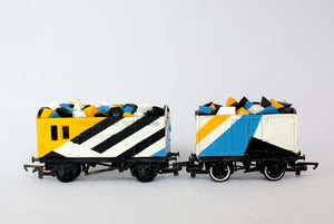 Mark McClure Shape Maker 2 - Train Carriage